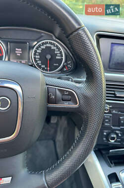Внедорожник / Кроссовер Audi Q5 2012 в 