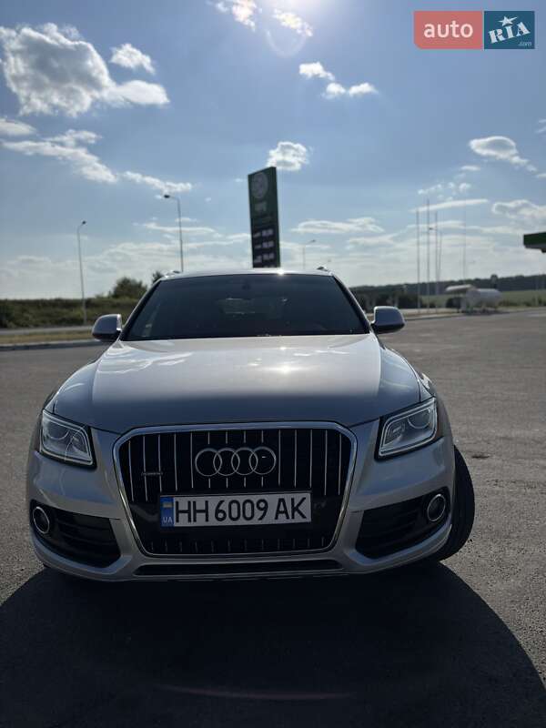 Внедорожник / Кроссовер Audi Q5 2014 в Одессе