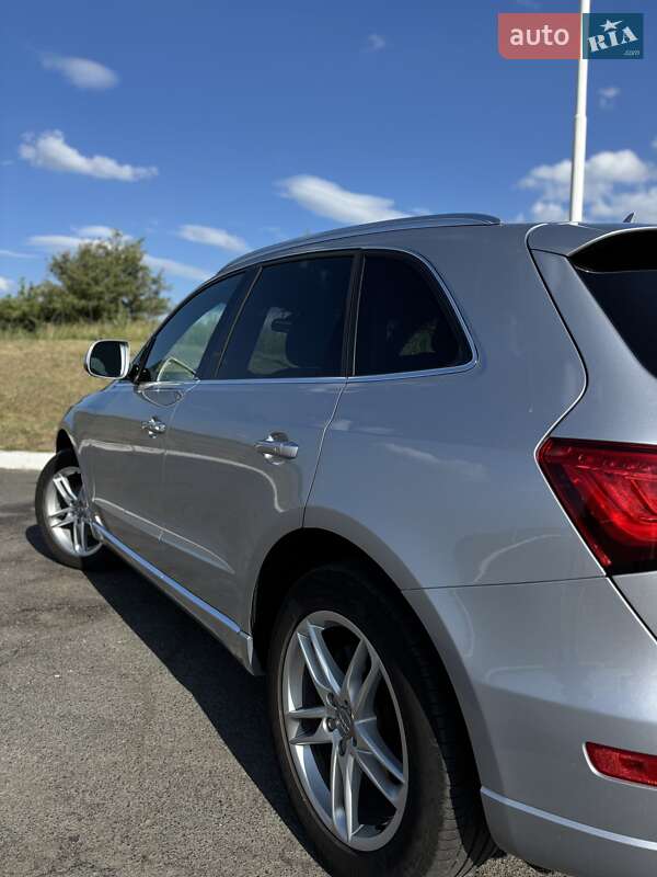 Внедорожник / Кроссовер Audi Q5 2014 в Одессе