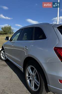 Позашляховик / Кросовер Audi Q5 2014 в 