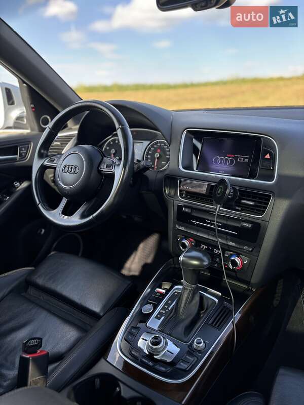 Внедорожник / Кроссовер Audi Q5 2014 в Одессе