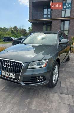 Внедорожник / Кроссовер Audi Q5 2016 в 