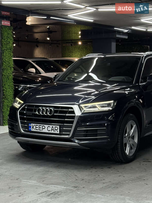 Внедорожник / Кроссовер Audi Q5 2017 в Одессе