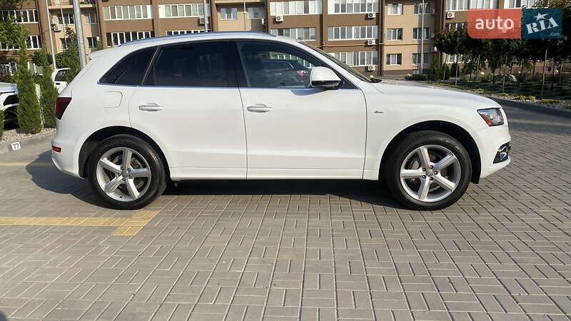 Позашляховик / Кросовер Audi Q5 2016 в Запоріжжі