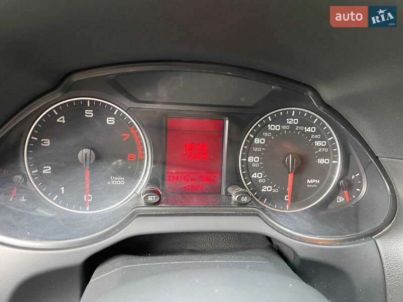 Внедорожник / Кроссовер Audi Q5 2011 в Киеве