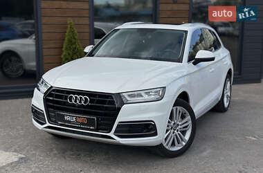 Внедорожник / Кроссовер Audi Q5 2018 в 