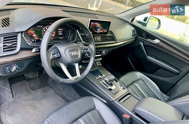 Внедорожник / Кроссовер Audi Q5 2019 в 