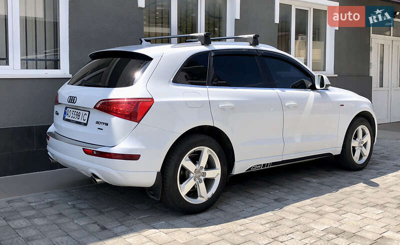 Позашляховик / Кросовер Audi Q5 2012 в Ужгороді