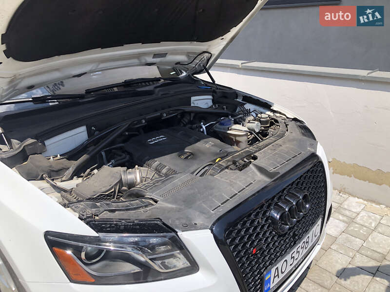 Позашляховик / Кросовер Audi Q5 2012 в Ужгороді