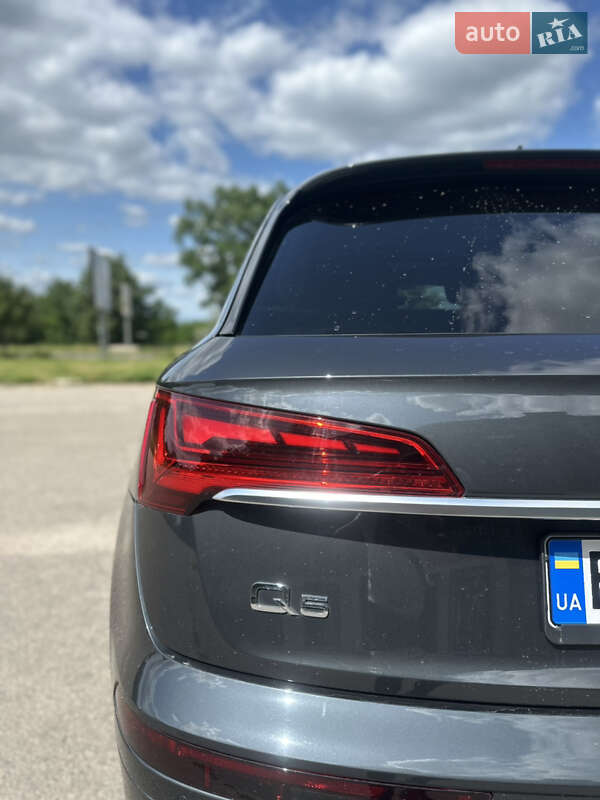 Позашляховик / Кросовер Audi Q5 2021 в Кропивницькому