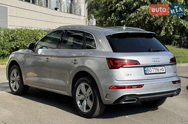 Внедорожник / Кроссовер Audi Q5 2023 в 