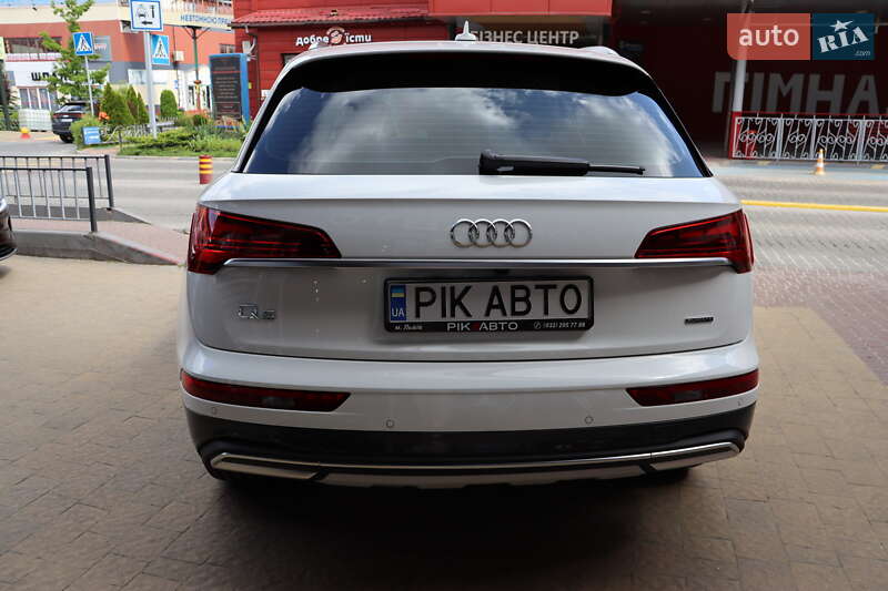 Внедорожник / Кроссовер Audi Q5 2021 в Львове