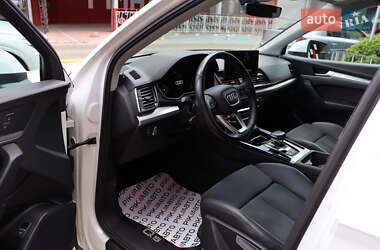 Внедорожник / Кроссовер Audi Q5 2021 в 