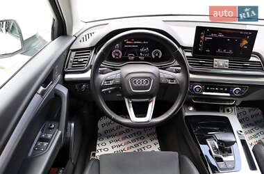 Внедорожник / Кроссовер Audi Q5 2021 в 