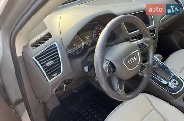 Внедорожник / Кроссовер Audi Q5 2015 в 