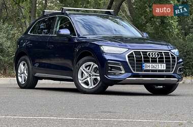 Внедорожник / Кроссовер Audi Q5 2023 в 