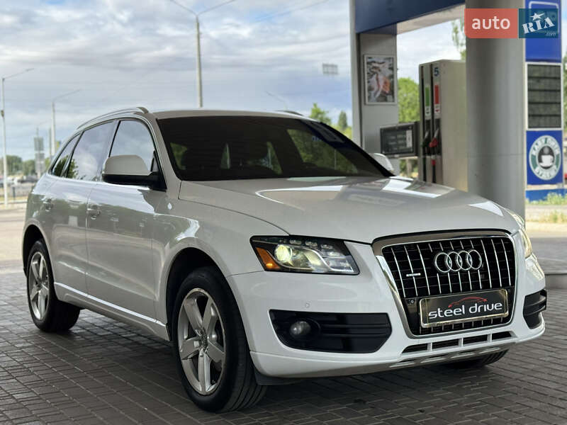 Внедорожник / Кроссовер Audi Q5 2011 в Николаеве