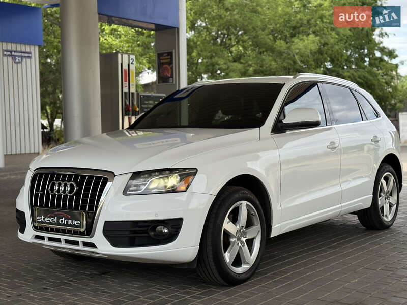 Внедорожник / Кроссовер Audi Q5 2011 в Николаеве