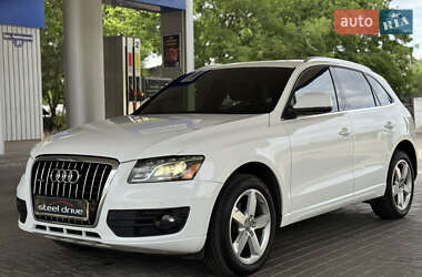 Внедорожник / Кроссовер Audi Q5 2011 в 