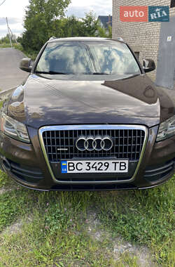 Внедорожник / Кроссовер Audi Q5 2010 в 