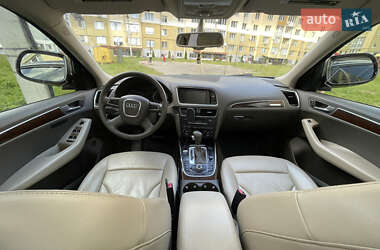 Внедорожник / Кроссовер Audi Q5 2010 в 