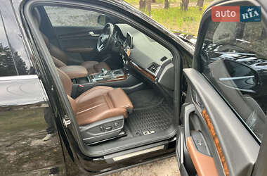 Позашляховик / Кросовер Audi Q5 2017 в Києві