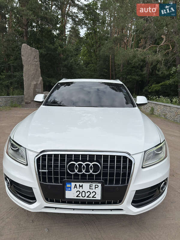 Внедорожник / Кроссовер Audi Q5 2015 в Житомире