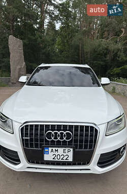 Внедорожник / Кроссовер Audi Q5 2015 в 