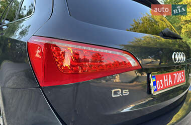 Внедорожник / Кроссовер Audi Q5 2011 в 