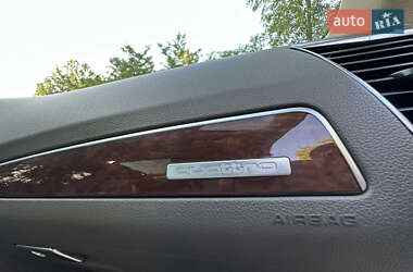 Внедорожник / Кроссовер Audi Q5 2011 в 