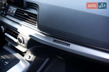 Внедорожник / Кроссовер Audi Q5 2017 в 