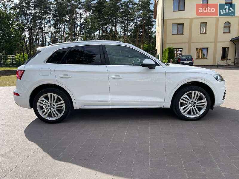 Внедорожник / Кроссовер Audi Q5 2019 в Львове