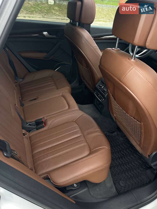 Внедорожник / Кроссовер Audi Q5 2019 в Львове