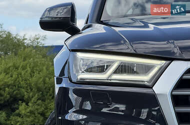 Внедорожник / Кроссовер Audi Q5 2020 в 