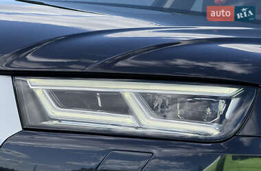 Внедорожник / Кроссовер Audi Q5 2020 в 