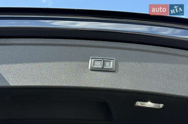 Внедорожник / Кроссовер Audi Q5 2020 в 