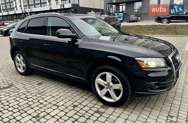 Внедорожник / Кроссовер Audi Q5 2012 в 