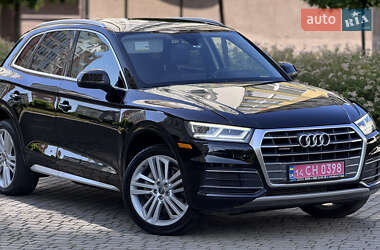 Внедорожник / Кроссовер Audi Q5 2018 в 