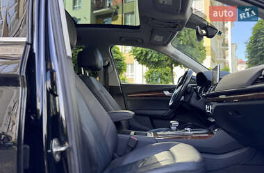 Внедорожник / Кроссовер Audi Q5 2018 в 