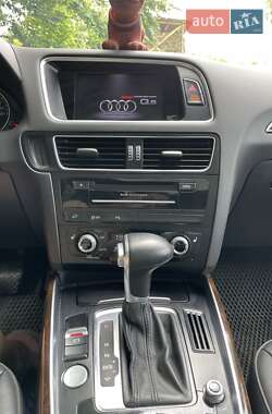 Внедорожник / Кроссовер Audi Q5 2015 в 