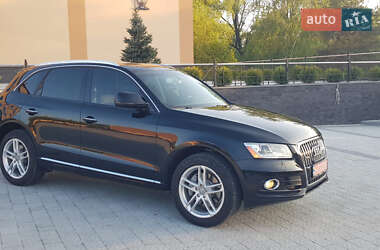 Внедорожник / Кроссовер Audi Q5 2015 в 