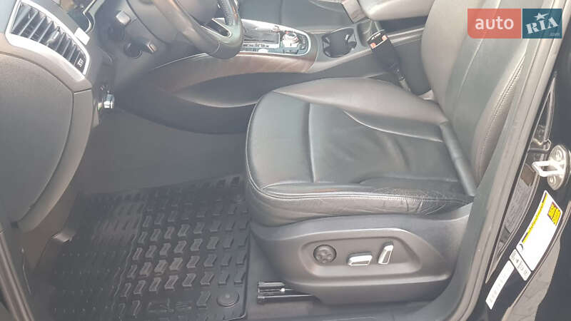 Внедорожник / Кроссовер Audi Q5 2015 в Городке