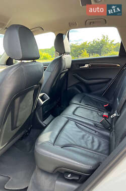 Внедорожник / Кроссовер Audi Q5 2011 в 
