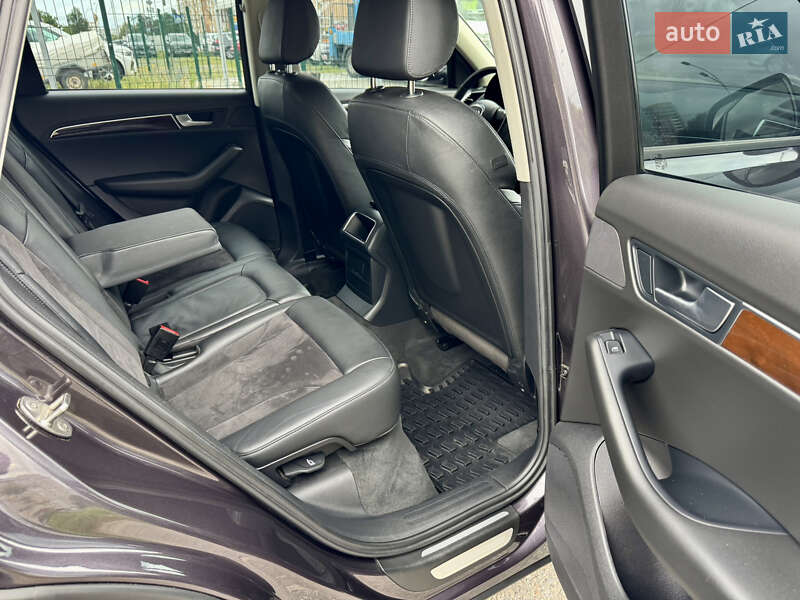 Внедорожник / Кроссовер Audi Q5 2012 в Киеве