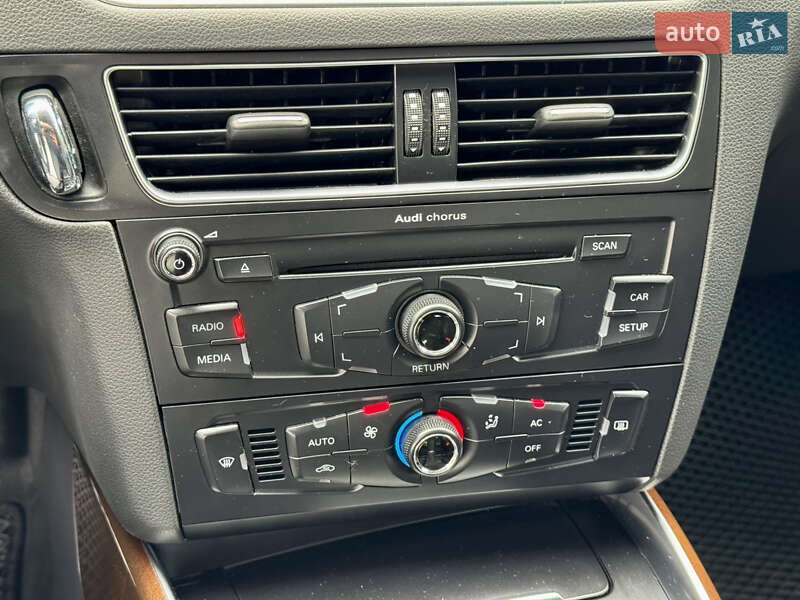 Внедорожник / Кроссовер Audi Q5 2012 в Киеве