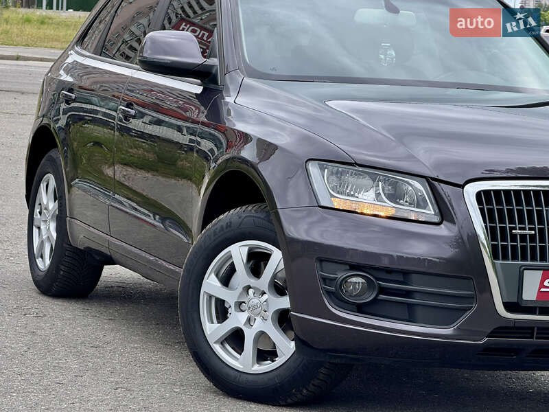 Внедорожник / Кроссовер Audi Q5 2012 в Киеве