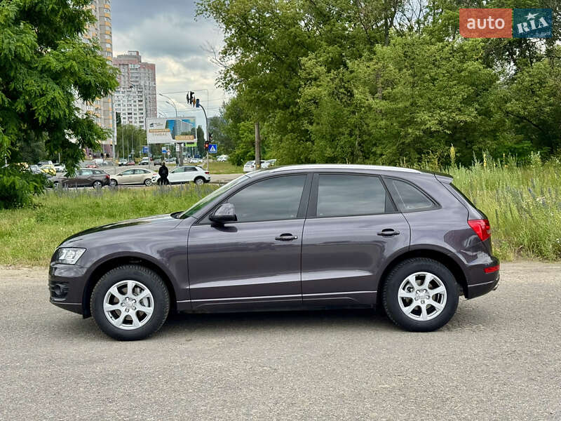 Внедорожник / Кроссовер Audi Q5 2012 в Киеве