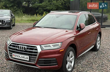 Внедорожник / Кроссовер Audi Q5 2018 в 