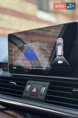 Внедорожник / Кроссовер Audi Q5 2017 в 