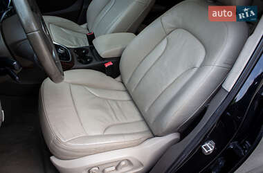 Внедорожник / Кроссовер Audi Q5 2011 в 
